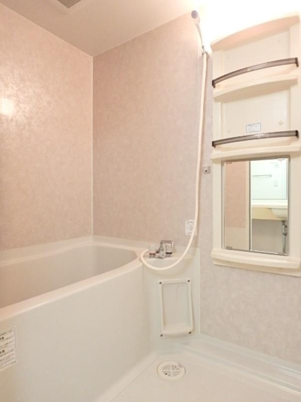 バス・シャワールーム　図面と現状に相違がある場合には現状を優先