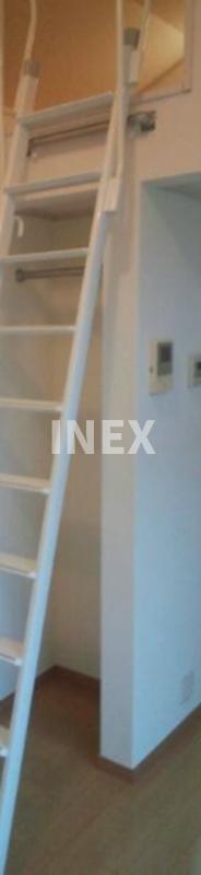 その他設備　ロフトはしご