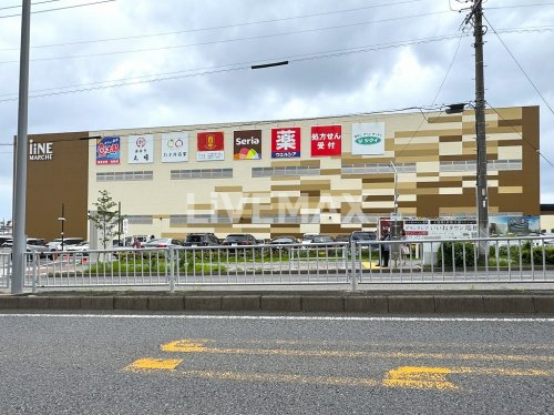 ショッピングセンター　いいねマルシェ（ショッピングセンター）まで333m