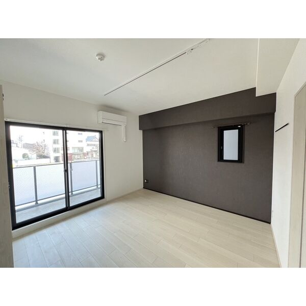 居室・リビング　※別室の参考写真の為、現況優先です。