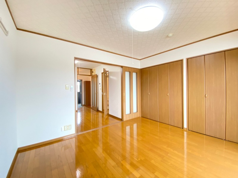 居室・リビング　※別部屋参考写真