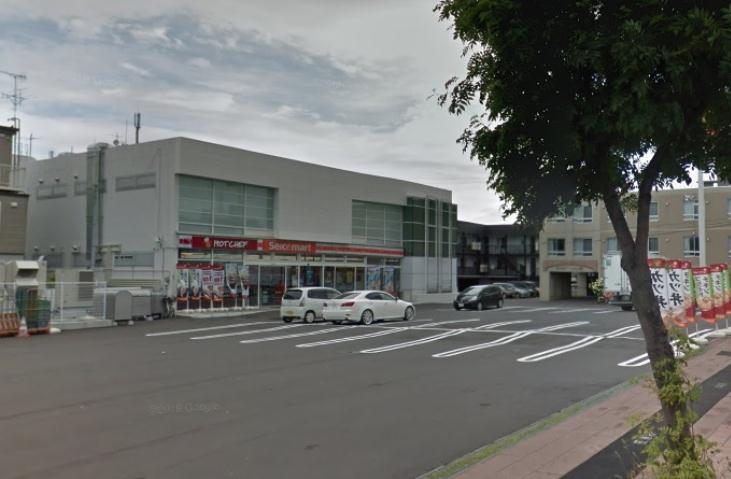 コンビニ　セイコーマート（コンビニ）まで105m