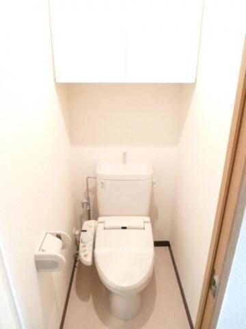 トイレ　※同タイプ参考写真