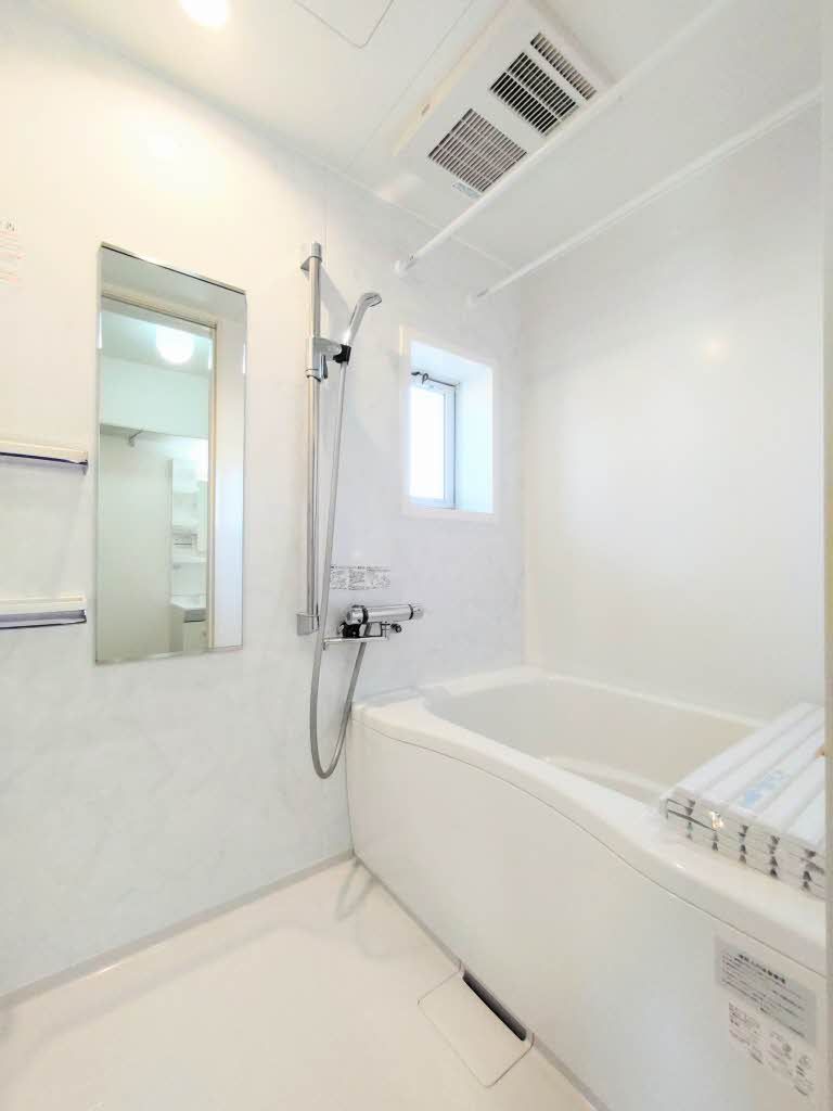 バス・シャワールーム　バスルーム