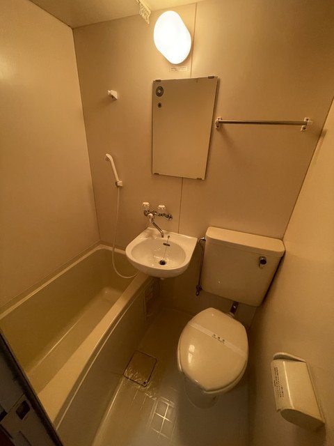 バス・シャワールーム