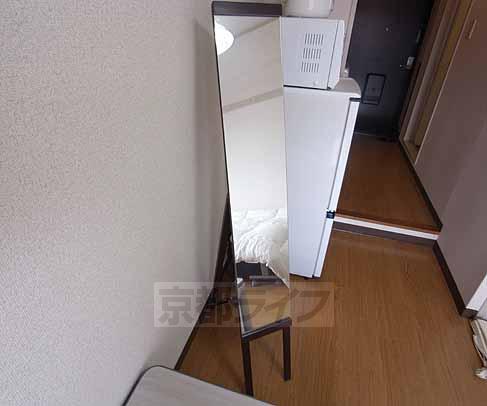 その他部屋・スペース　全身鏡もあります。