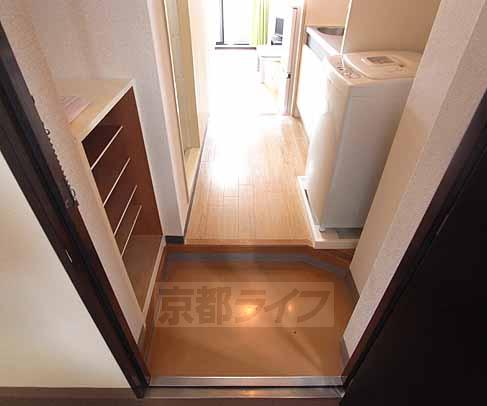 玄関　玄関です。