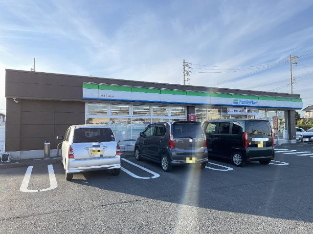 コンビニ　ファミリーマート焼津下小田店（コンビニ）まで753m