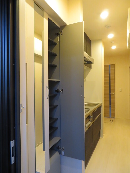 玄関　同建物別室画像です