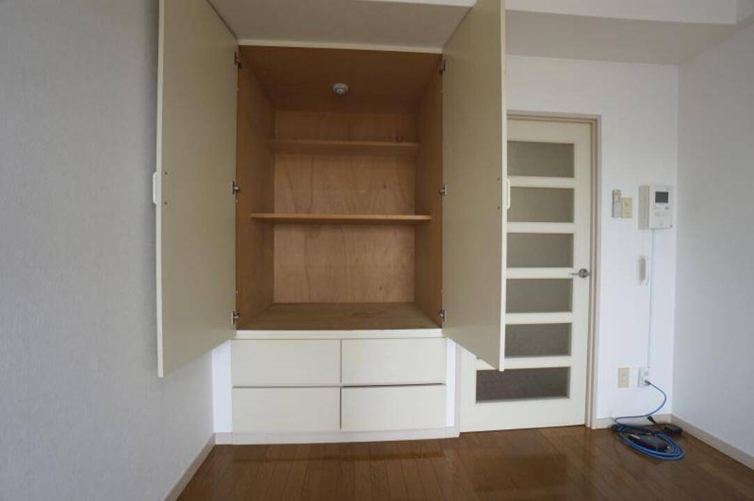 収納　クローゼット