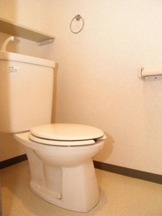 トイレ　ゆったりとした空間のトイレです