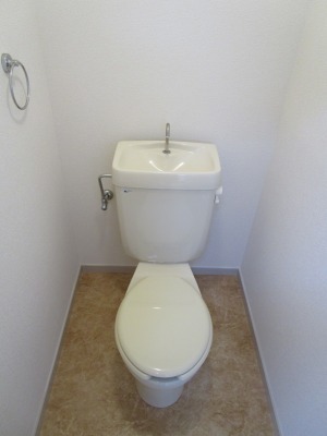 トイレ　温水洗浄便座設置