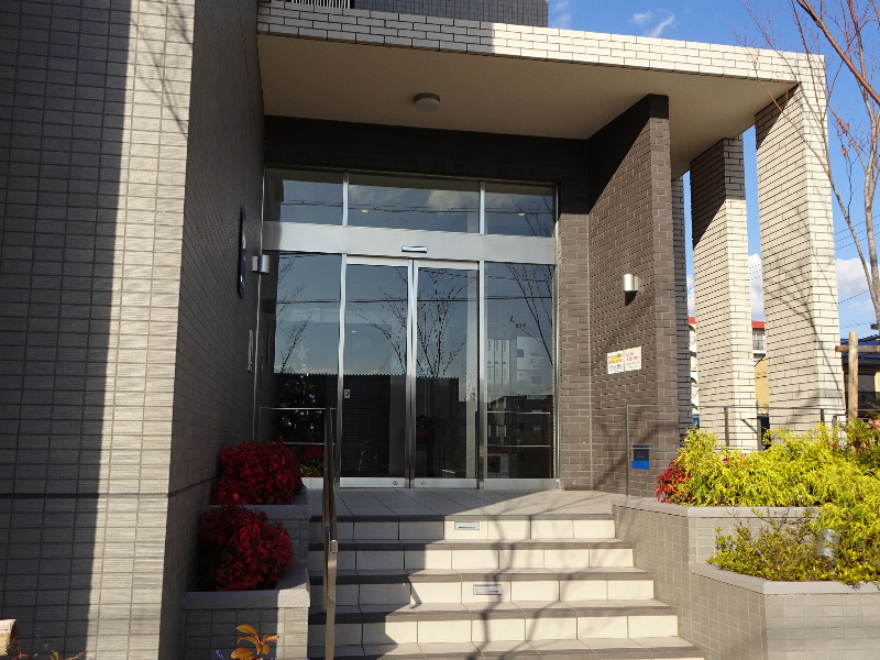 エントランス　エントランス