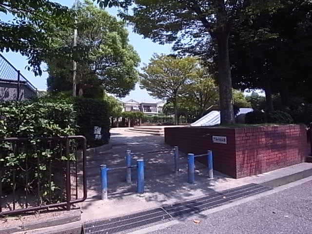 公園　千鳥が丘公園（公園）まで202m