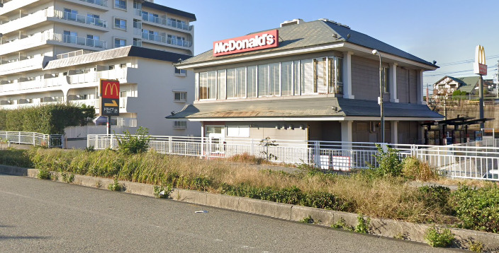 飲食店　マクドナルド 大蔵海岸店（飲食店）まで863m