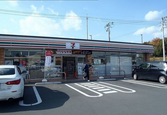 コンビニ　セブンイレブン東広島西条駅北店（コンビニ）まで450m