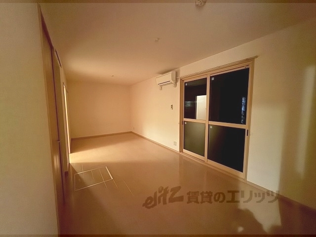 居室・リビング　洋室