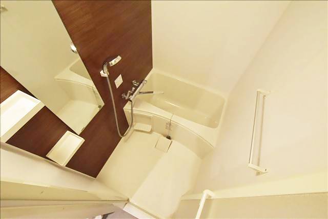 バス・シャワールーム　浴室乾燥機付バスルーム