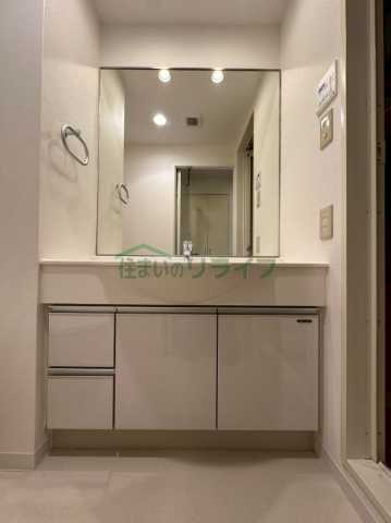 洗面設備　コンフォリア新宿御苑I