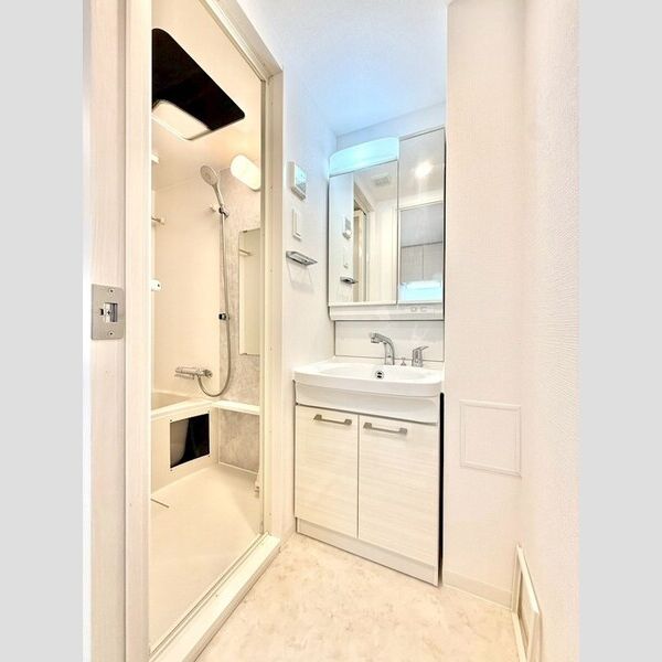 洗面設備　※別室の参考写真の為、現況優先です。