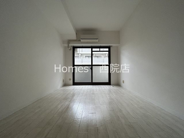 居室・リビング　別号室参考写真