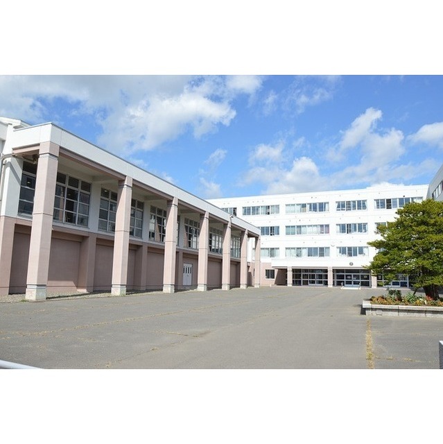 中学校　景雲中学校（中学校）まで1770m