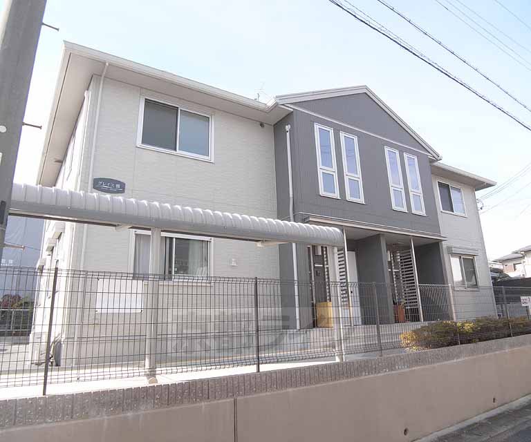 建物外観　パリッとした外観です。