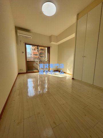 居室・リビング　スタンダードな洋室です