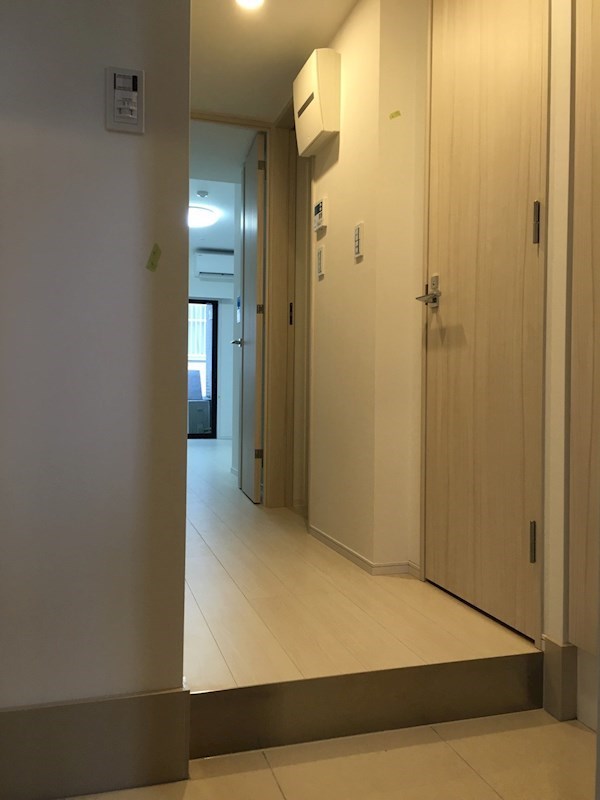 玄関　★新宿駅徒歩圏内☆ペット可・ネット無料☆