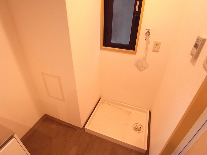 その他設備　洗濯機置場は脱衣所の中！