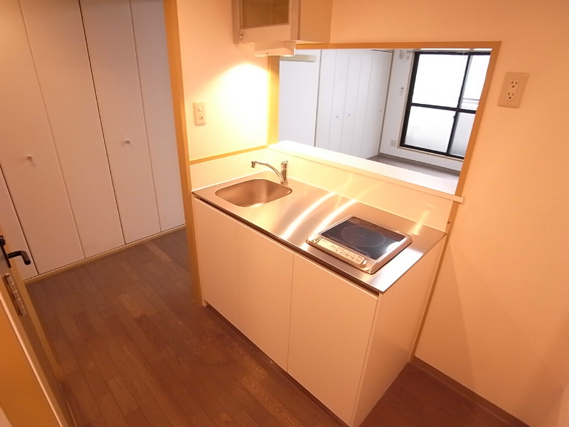 キッチン　ＩＨコンロ1口付き＾＾カウンターキッチンで使いやすいですね＾