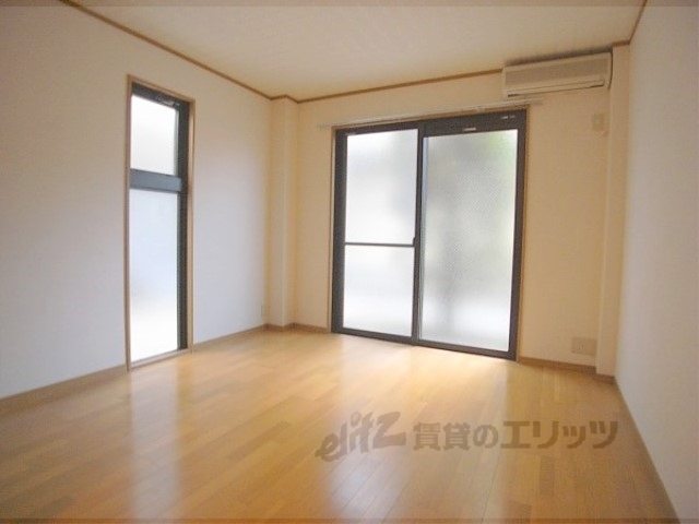 居室・リビング　居室