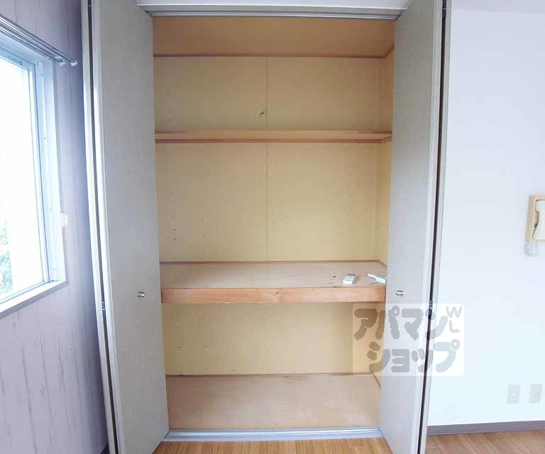 収納　洋室の収納です。