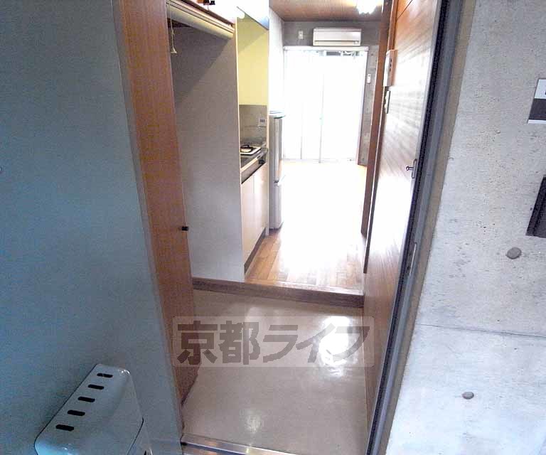 玄関　外からの玄関口