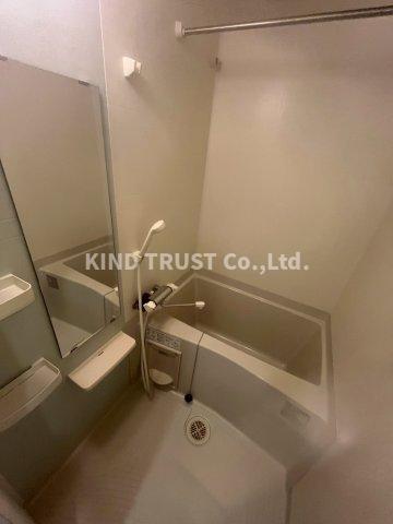 バス・シャワールーム　お風呂で日々の疲れを落としましょう