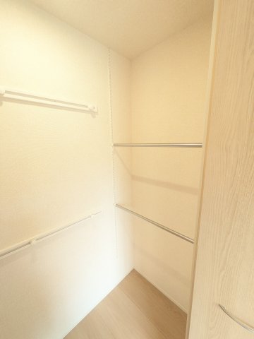 収納　※同タイプ間取り、別号室の写真です。現況優先になります。