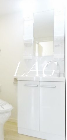 洗面設備　独立洗面台です。