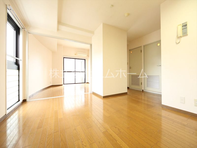 バルコニー　ＤＫ7.6帖　洋室6.4帖とつなげても使えます