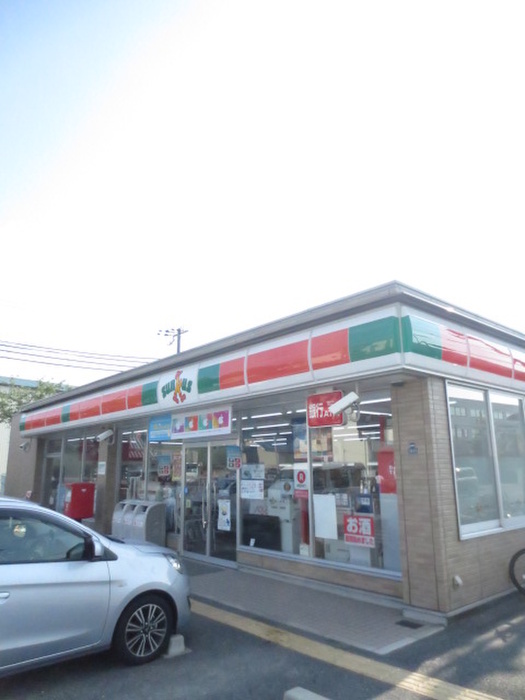 コンビニ　サンクス 四條畷しとみや店（コンビニ）まで271m