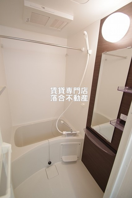 バス・シャワールーム　浴室乾燥機付き