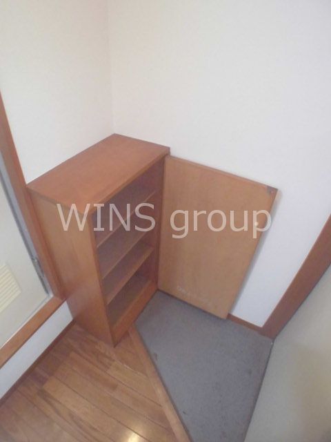 エントランス　靴はこちらへどうぞ！