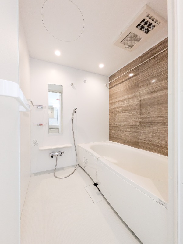 バス・シャワールーム　図面と現状に相違がある場合には現状を優先