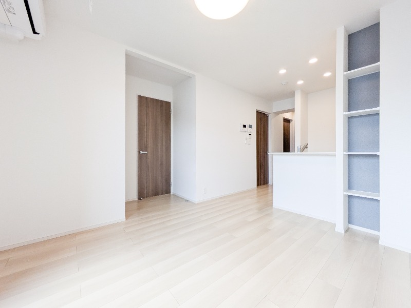 居室・リビング　図面と現状に相違がある場合には現状を優先