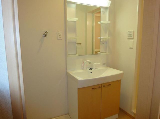 洗面設備　同仕様