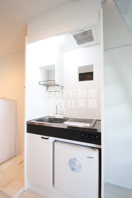 キッチン　火を使わず安心でお掃除も簡単なＩＨコンロ１口付です♪