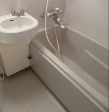 バス・シャワールーム　※別部屋の参考写真です。