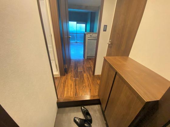 玄関　※別部屋の写真です