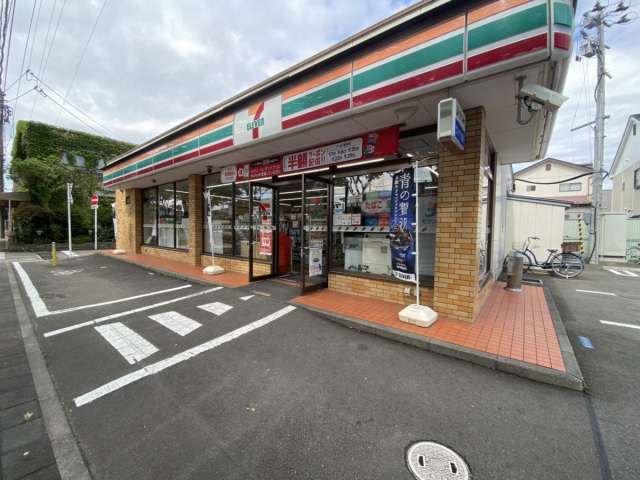 コンビニ　セブン－イレブン　仙台白萩町店（コンビニ）まで350m