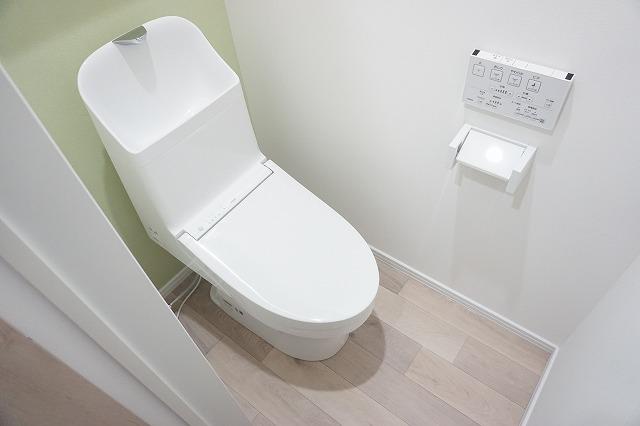 トイレ　トイレ