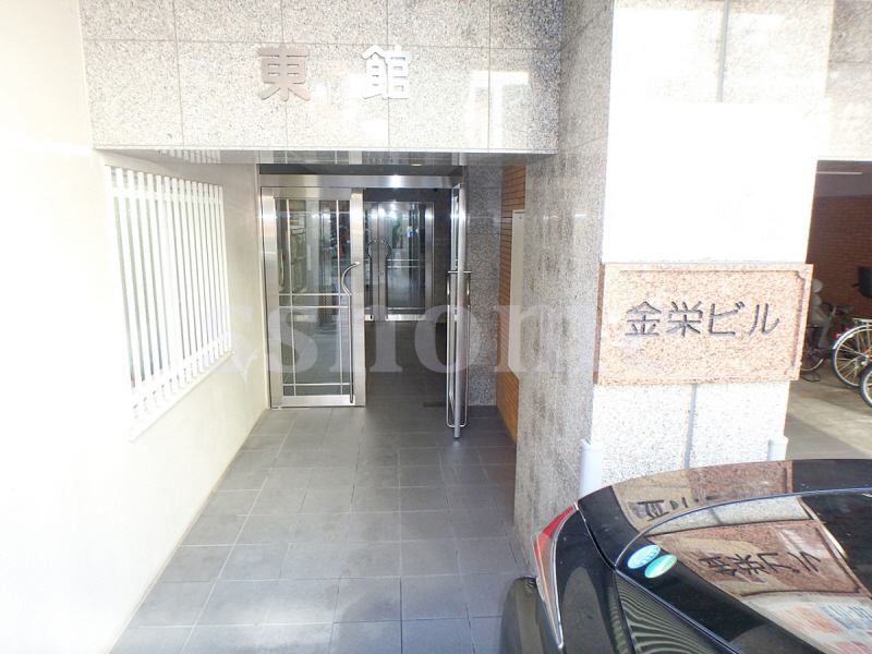 エントランス　建物入口